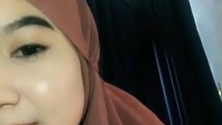 Download lagu #Story wa cewek cantik anggun berjilbab mp3 Download lagu #Story wa cewek cantik anggun berjilbab mp3