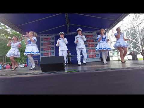 Występ Happy Jędrowski Show podczas pikniku seniora w Gliwicach