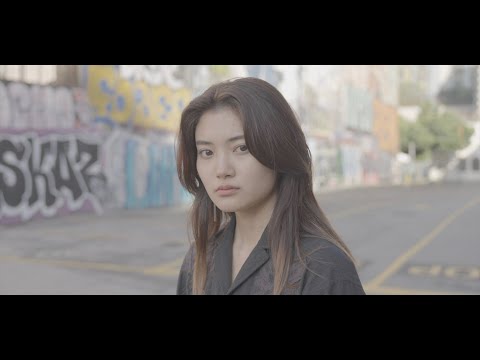 由薫 - Hangry (Official Lyric Video)
