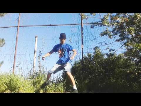 FREE STEP RS- A VIBE NOS DOMINA