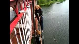 preview picture of video 'Прыжок с моста (река Сок)'