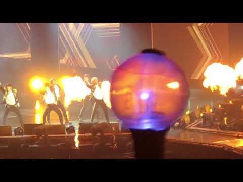 [FANCAM] BTS (방탄소년단) IDOL and INTRODUCTION 180923 Hamilton Love Yourself Wold Tour