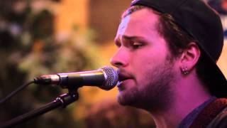 Joel Crouse performs "Summer Love" at Cool Hand Luke's