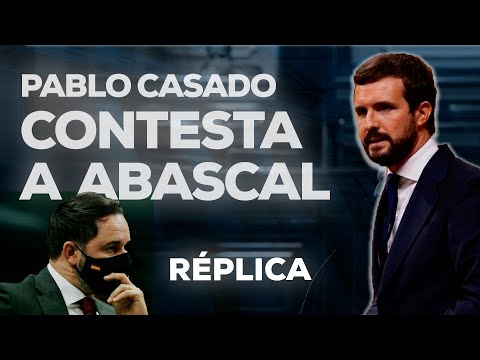 Pablo Casado contesta a Abascal en el debate de la moción de censura.