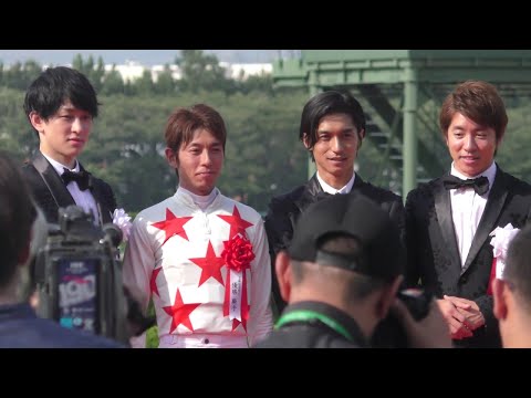 [阪神競馬場 宝塚記念 関ジャニ∞] 第59回 宝塚記念 横山裕 錦戸亮 村上信五さん よる表彰式　ミッキーロケット和田竜二2018.06.24