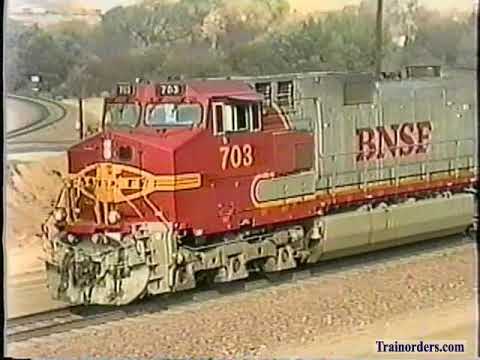 Classic Railroad Series 859 - BNSF at Cajon Sept 25, 2002.