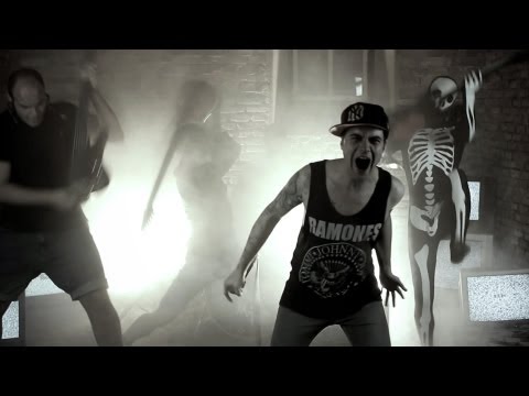 Leons Massacre - 'Blackout' (OFFICIAL VIDEO) (HD)