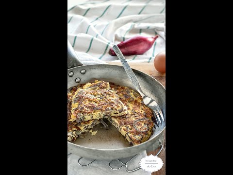 Frittata di cipolla di Tropea, con trucchetti per farla alta e soffice!