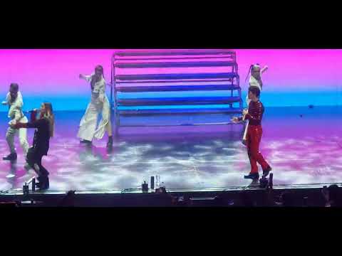 Robles Gran Rex OMG ft Angela Torres