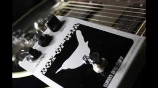 Video thumbnail for Wren and Cuff Box of War Guitar Pedal by musictoyznetwork