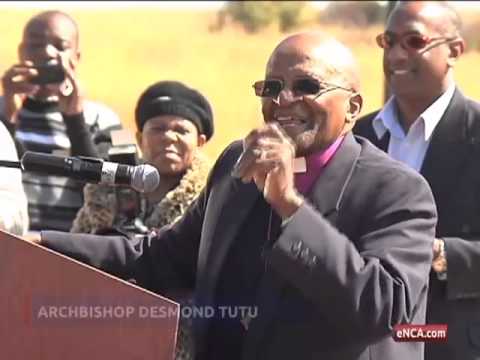 Tutu adds footprints to heritage site