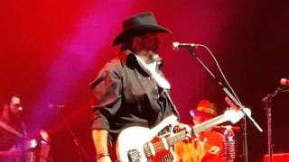 The Mavericks. ..All night long