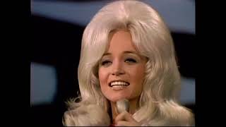 Barbara Mandrell   Tonight My Baby&#39;s Comin&#39; Home   Hee Haw 1972