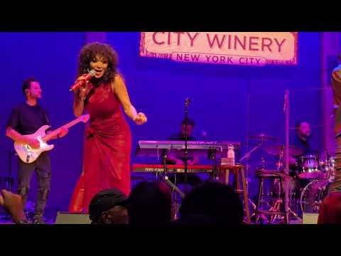 Chante Moore-Candle Light & You Smash-up at NYC'S City Winery 2025