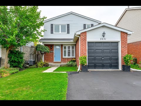 2231 Silverbirch Court Burlington