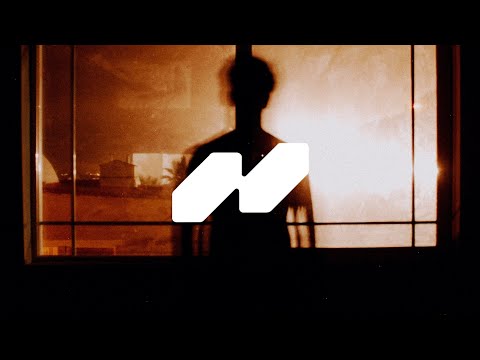 Moonsound x ROBINS - Flashing Lights