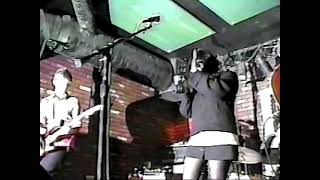 LIVE: Sink Or Float by Aberdeen at The Bottom Of The Hill, 2002