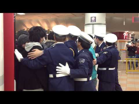 2015.12.27 中山競馬場 第60回 有馬記念 開門ダッシュ 中央門組