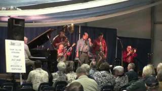 Titanic Jazz Band  "Flatfoot"