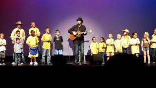 Billy Dean singing, I am a Child of God 5/13/2011