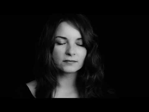 Andrea Schroeder - 'Helden'/'Heroes' David Bowie Cover (Official video)