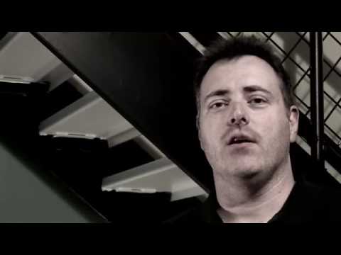 Diagonal Palm Shift by Jason England