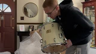 Video thumbnail for Pearl Session Studio Classic Part 1: The Unboxing by Alexis Roji Hernandez