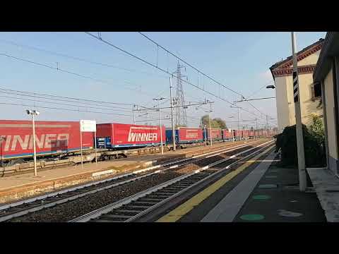 E 193 528 con merci Winner Spedition in transito a Casalpusterlengo (LO)