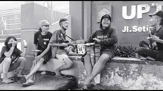 Download lagu pengamen simalakama 🎶 mp3