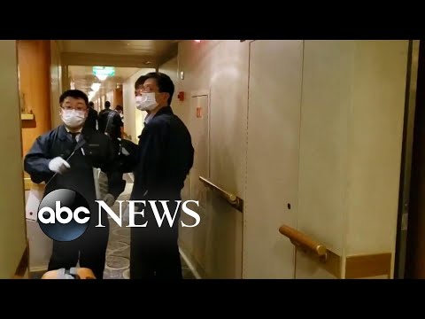 被隔離的遊輪上出現絕望情緒 ABC新聞 (Desperation sets in aboard quarantined cruise ship l ABC News)