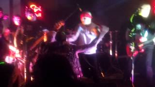 Broken bones live in stoke/seeing through my eyes