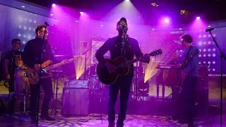 Hootie &amp; the Blowfish perform &#39;Time&#39; - Live