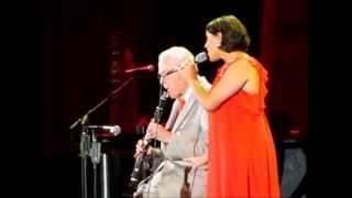 Pink Martini ft. Norman Leyden, Hang On Little Tomato