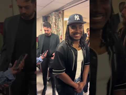 Play video