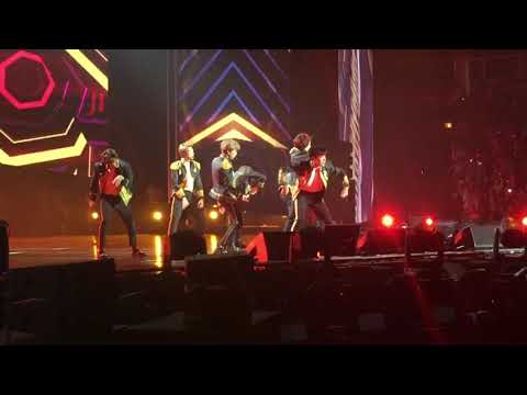 181002 Love Yourself in Chicago - IDOL ( SECTION 113)