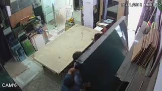 Heavy Glass Accident | Be Aware | Stay Safe | #TeamBB