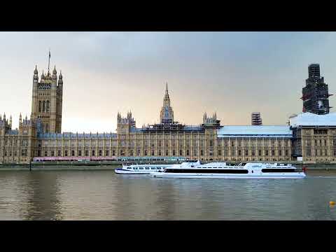 London Autumn Walk Hampstead, High Street and Little Alleys, Side Streets [4K HDR]