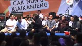 Download lagu Cak Nun & Gus Ipul ; full humor , reuni teman lama mengenang Reformasi , Mei 2015 mp3