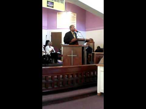 Pastor Robert Saunders, Mt. Pleasant Missionary Baptist Church