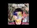 Totally Enormous Extinct Dinosaurs - Tapes ...