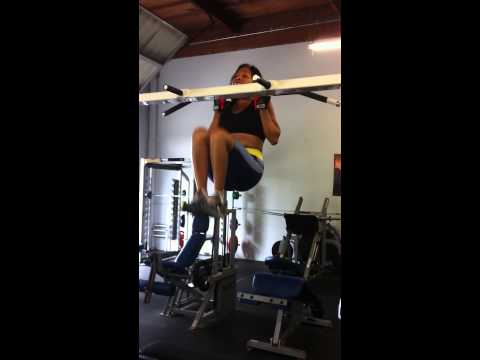 2-Pull up routine by the pull ups Queen