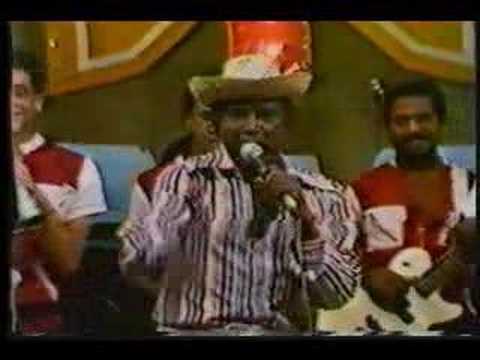 JOSEITO MATEO en 1984 - El Merengon (con Ricardo Gutierrez en el acordeon)