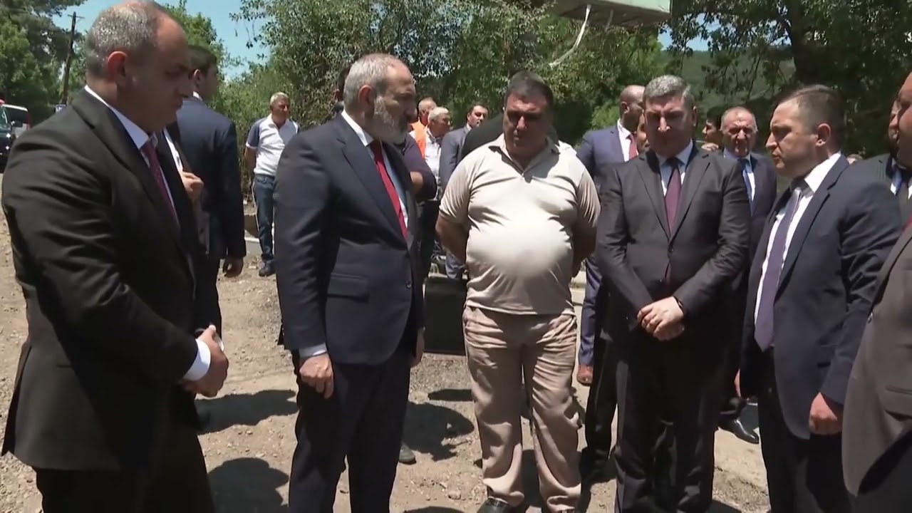 Վարչապետը ծանոթացել է Ծաղկաձորից մինչև Սևանի մայրուղի ձգվող ճանապարհի վերակառուցման աշխատանքներին