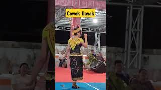 Download lagu Suara cewek Dayak mp3