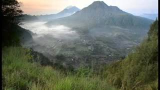 preview picture of video 'TimeLapse Sunrise Desa Pinggan Kintamani'