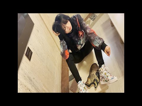 no entiendo la vida Yuzulia Wilder @artemas___ @rojuu @xxxtentacion @pillz4babi