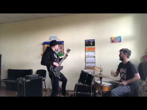 MuzykoManiek & Engineer Mamoń - Humpty Dumpty