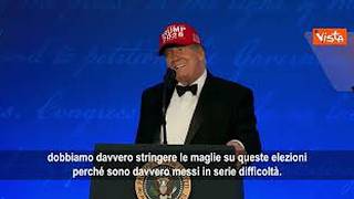 Trump: Mi candido alle elezioni per il 2028. E tira fuori il cappello 'Trump 2028'