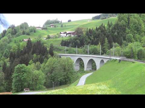 Arlberg Bahnverkehr am 16.05.15 – „Bunte Züge im Frühling“