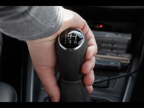 Manipuler le levier de vitesse sans se tromper